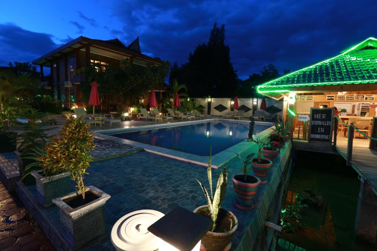 Toba Village Inn Tuktuk Zewnętrze zdjęcie